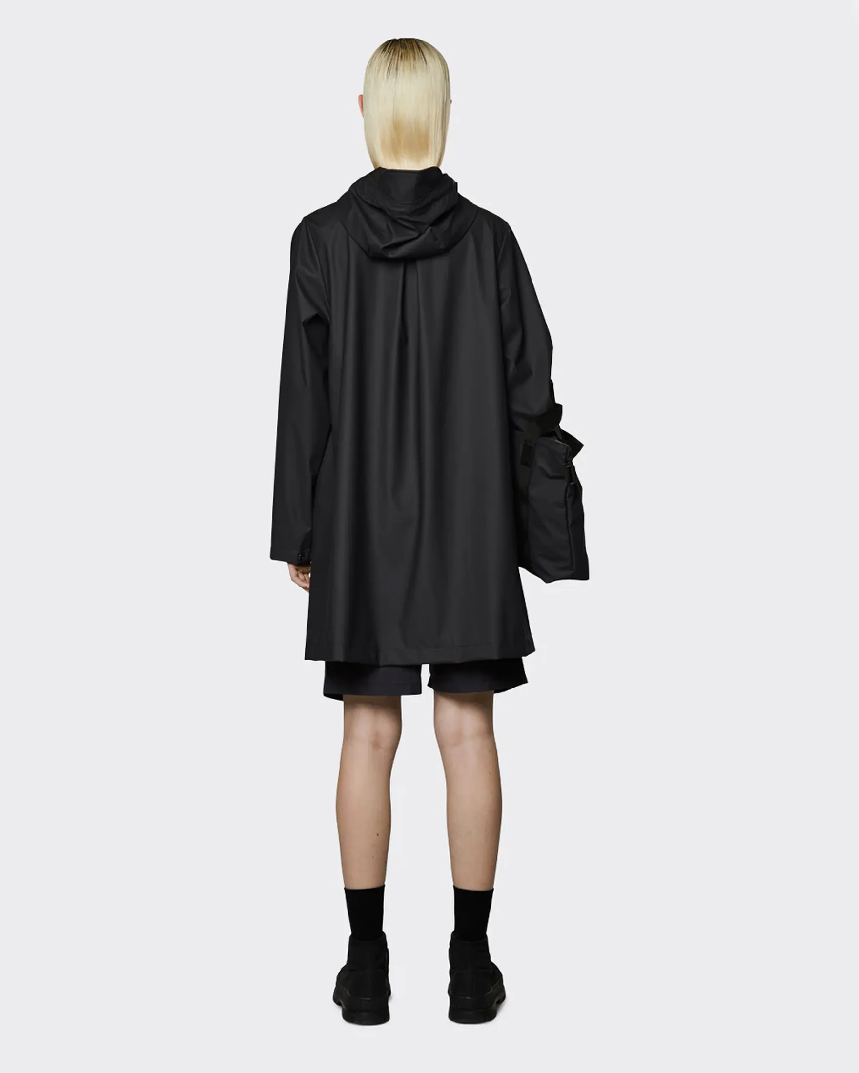 A-line Jacket nera in tessuto impermeabile con cappuccio