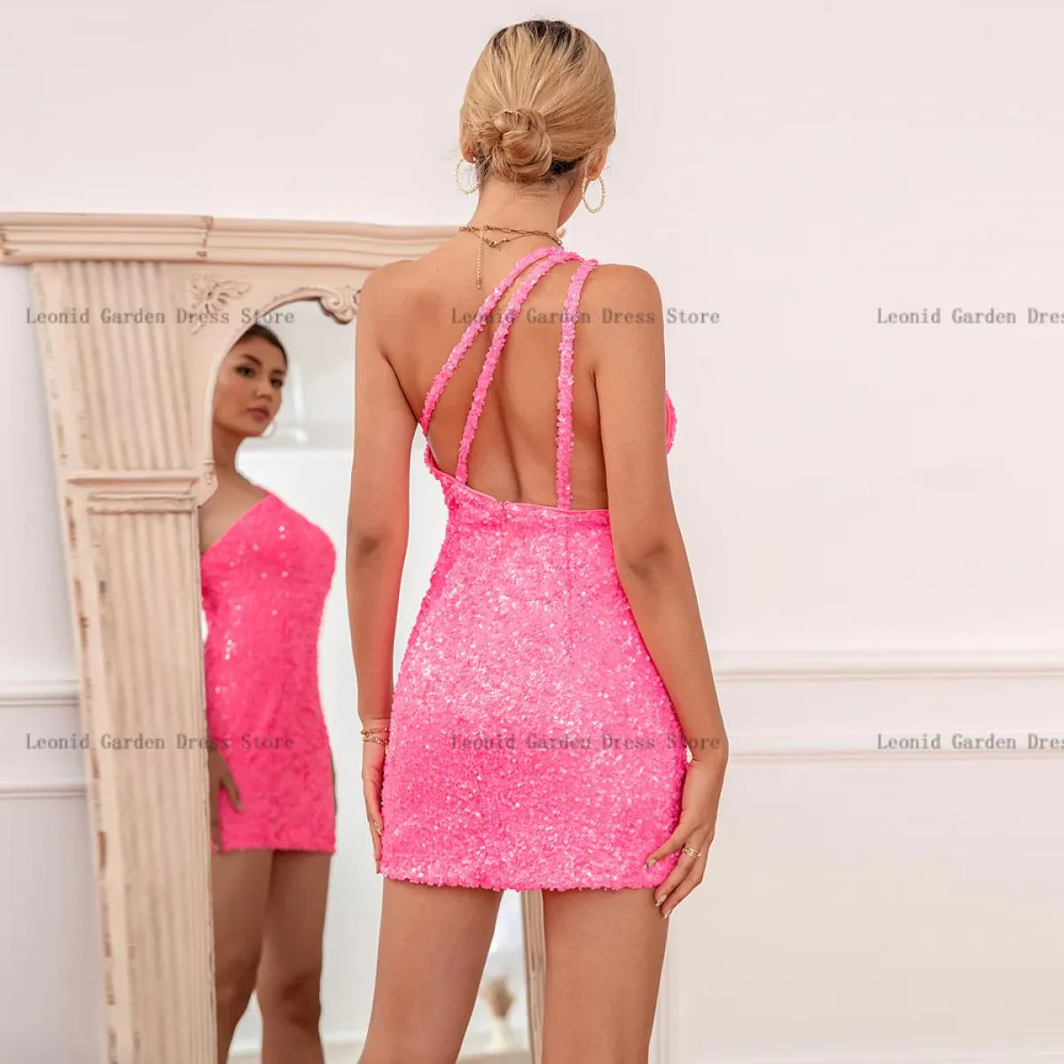 Abiti da ballo corti rosa Abiti da sera senza maniche con una spalla Mini abito da festa tubino sopra il ginocchio in tulle con