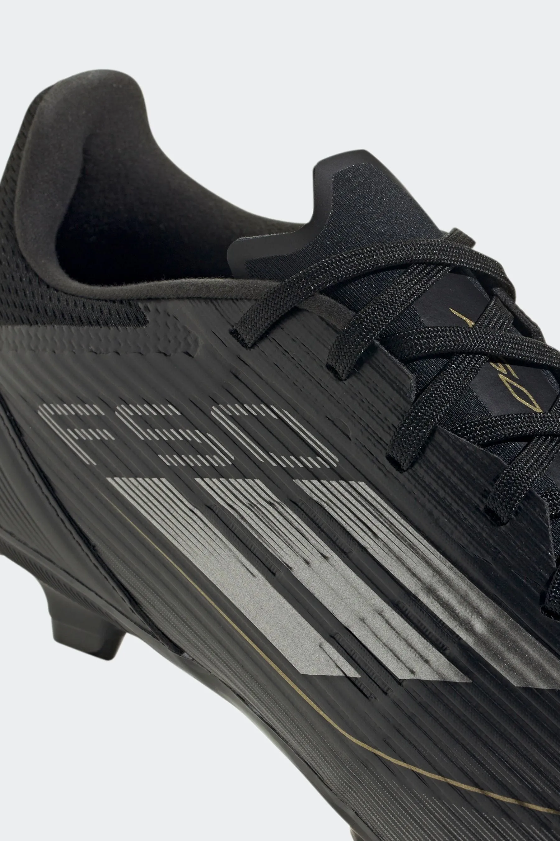 adidas - F50 - Stivali da calcio fermo/su diversi tipi di terreno
