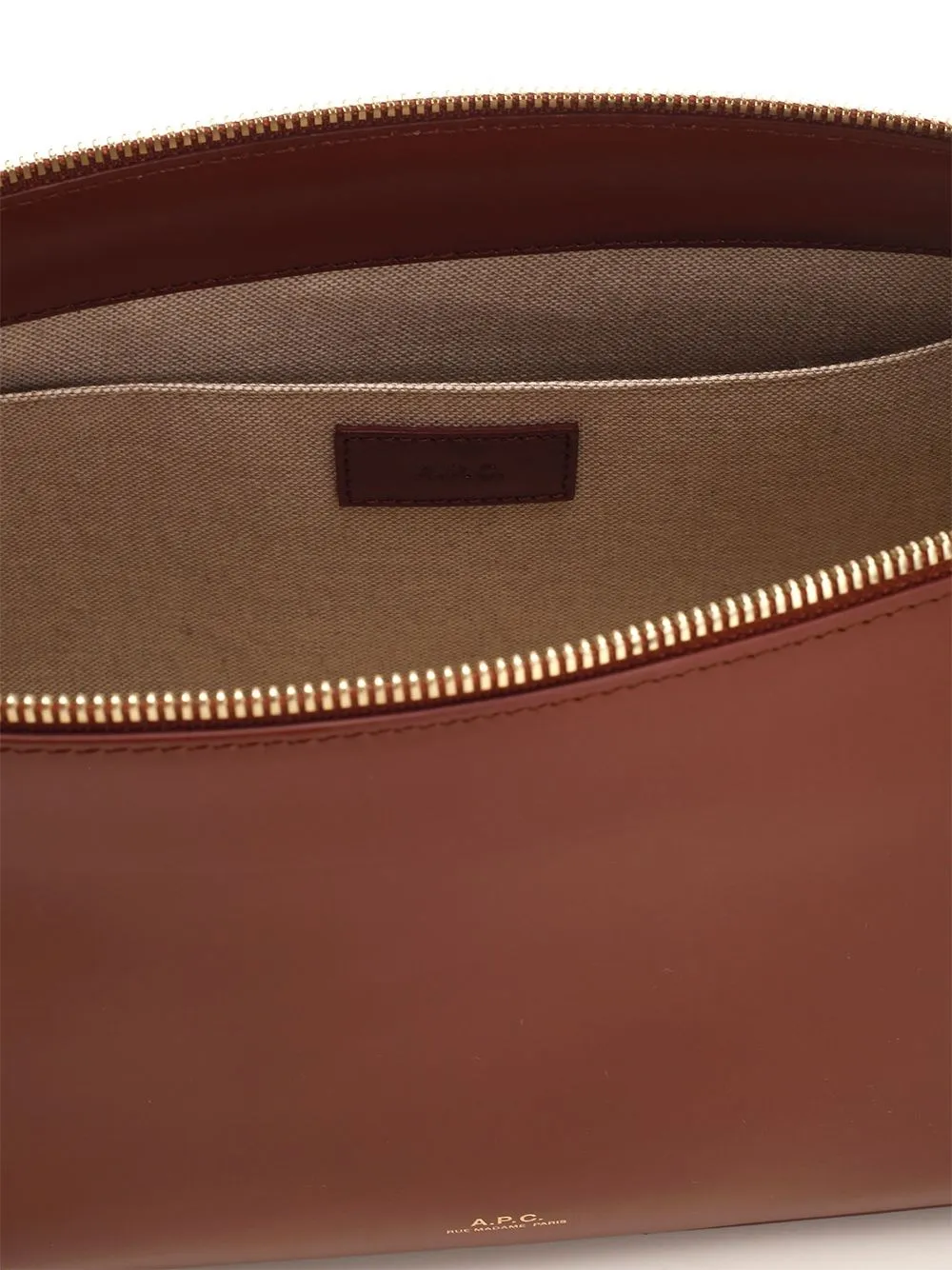   A.p.c.  Borsa a spalla 