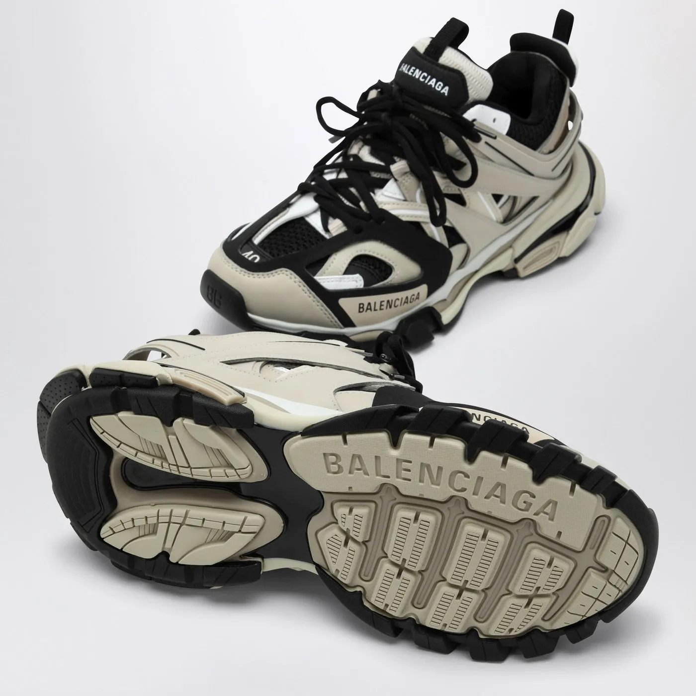 Balenciaga Track Beige/Black Mesh e Nylon Trainer