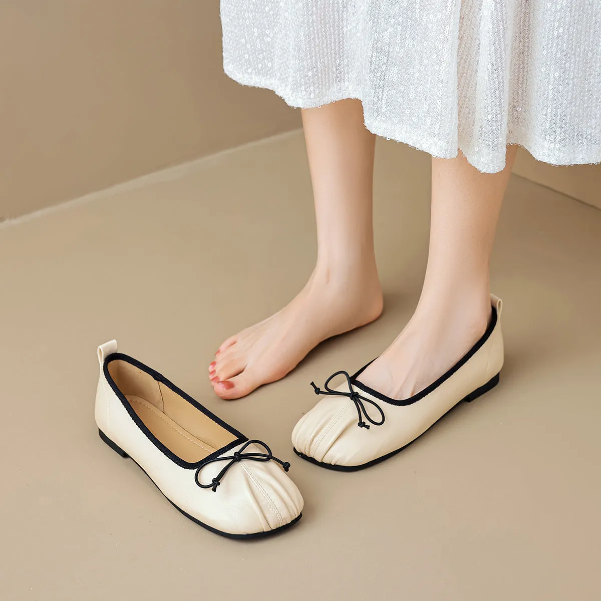 Ballerine da donna in morbida pelle stile minimalismo