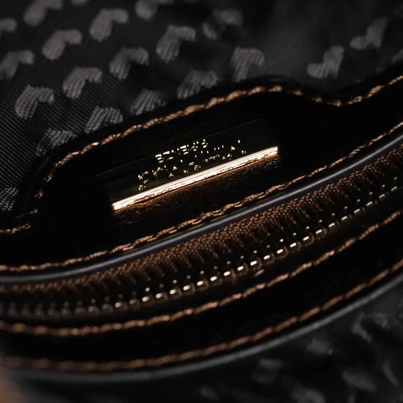 BORSA A MANO CON TRAMA IN RILIEVO BRONZO