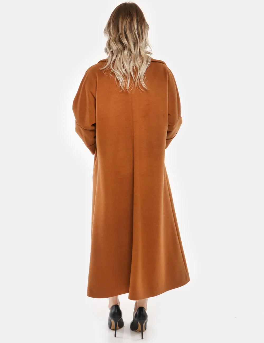 Cappotto Sandro Ferrone con bottoni foderati