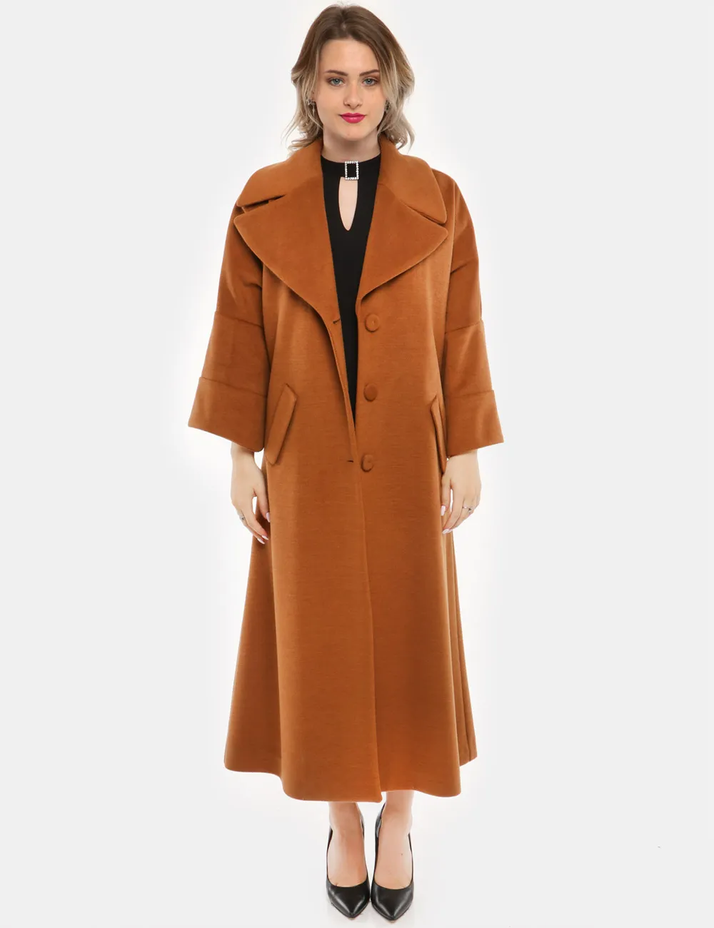 Cappotto Sandro Ferrone con bottoni foderati