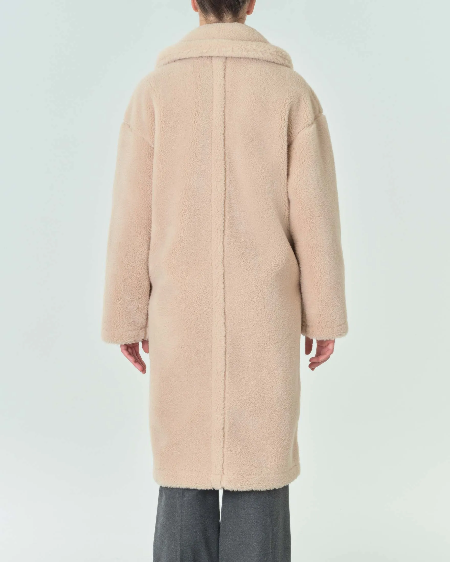 Ecomontone lungo beige con scollo a rever