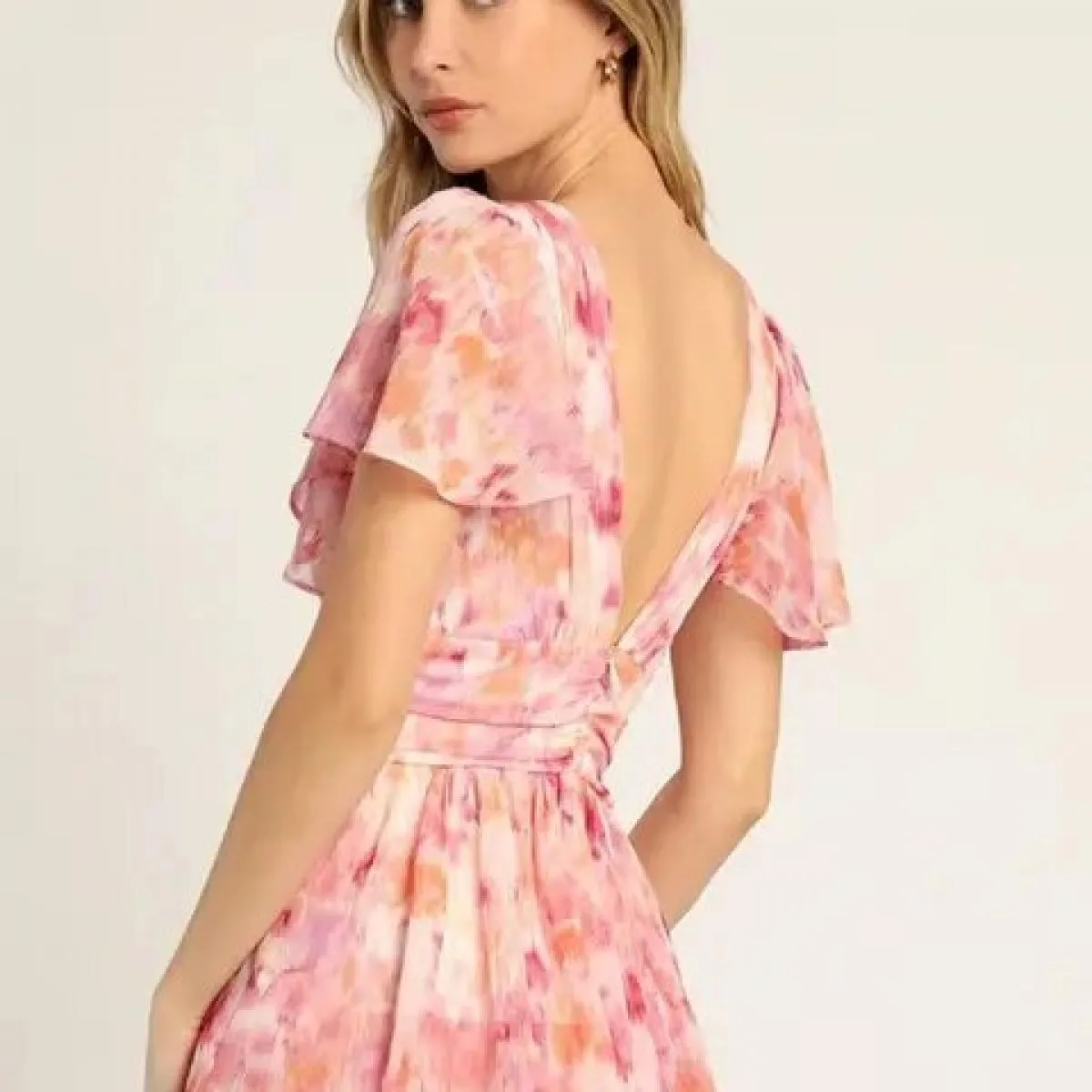 Elegante abito Quinceanera rosa Una linea con scollo a V aperto sul retro sopra il ginocchio Cocktail Party Abiti da festa seral