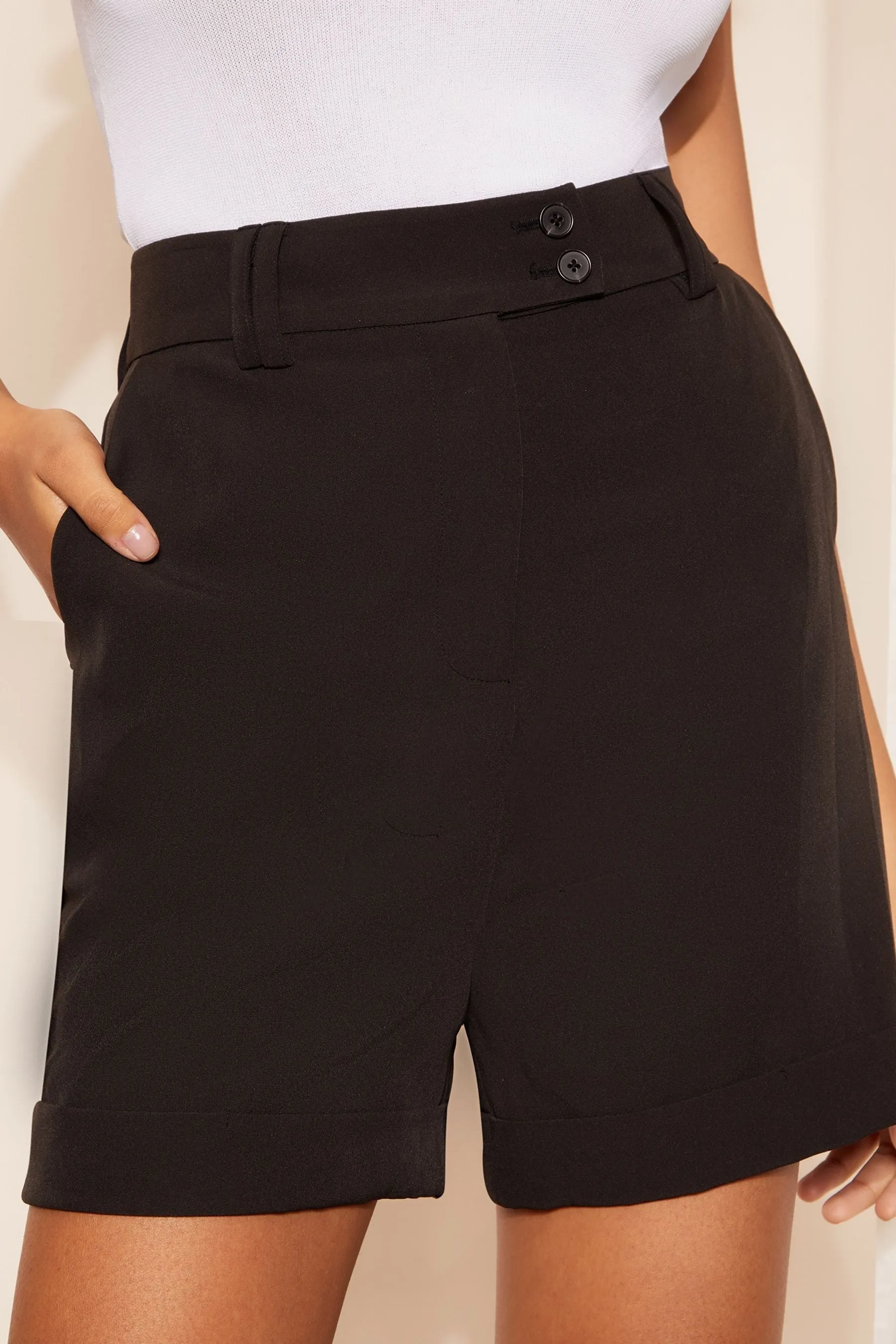 Friends Like These - Shorts Con cintura Sartoriale con risvolto