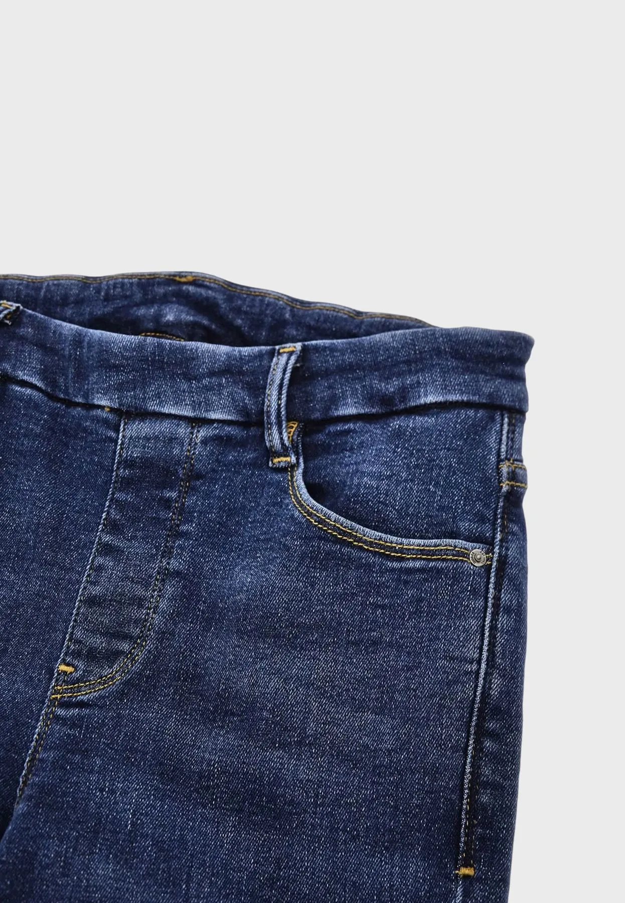 Guess  ---------    ------------ jeans donna 2024 abbigliamento 7626101484469