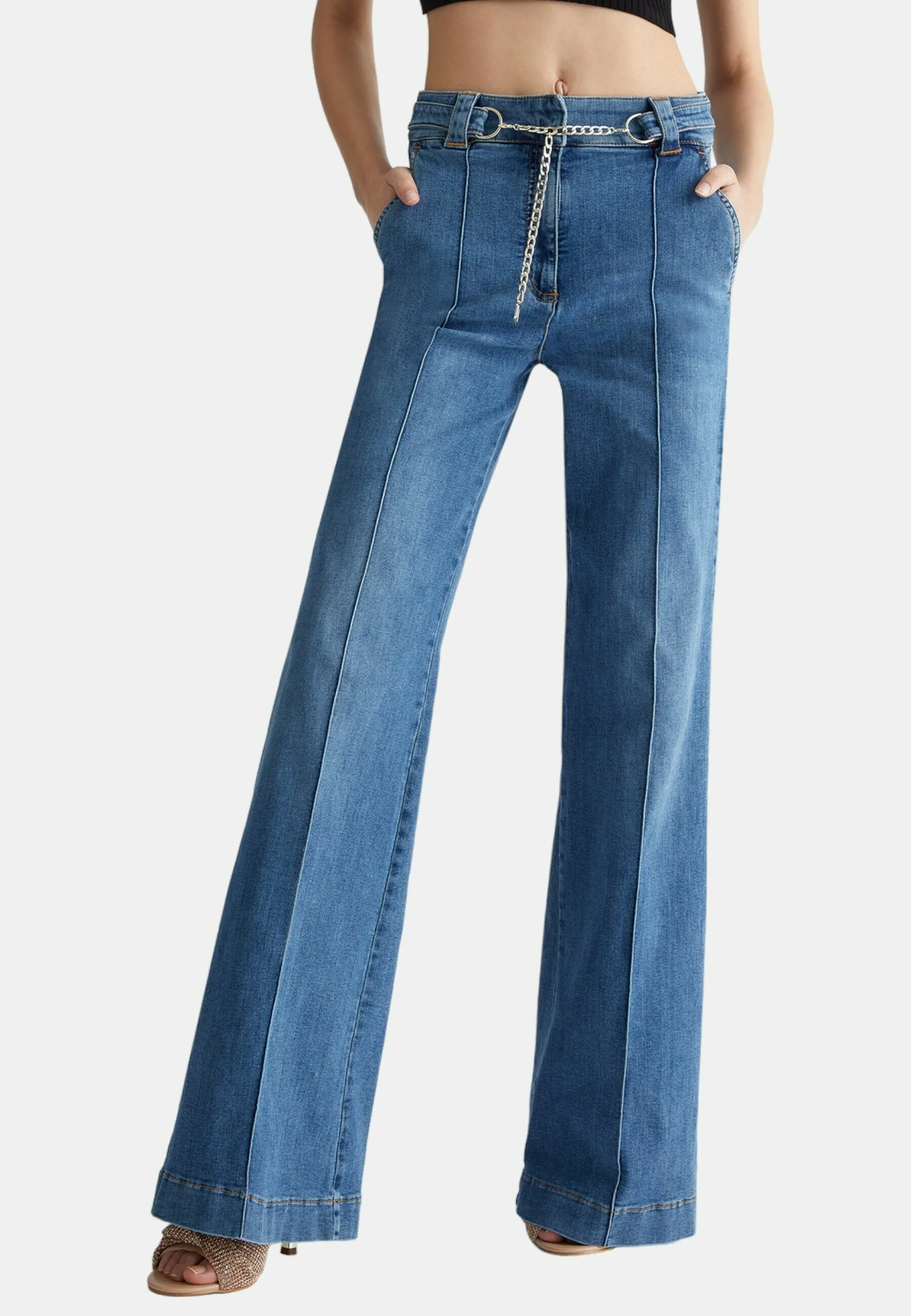Jeans a zampa