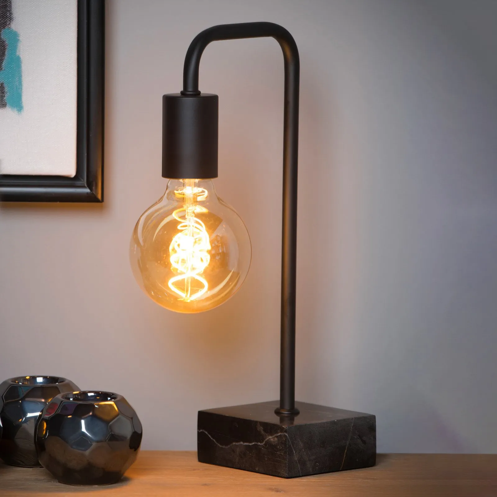 Lampada da tavolo Lorin in nero