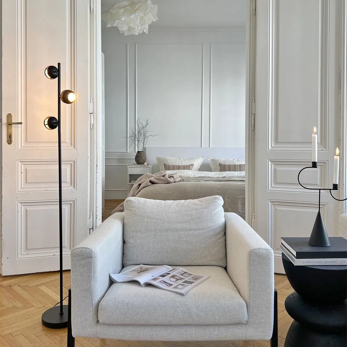 Lampada da terra intelligente nera con interno dorato con 3 WiFi GU10 - Buell