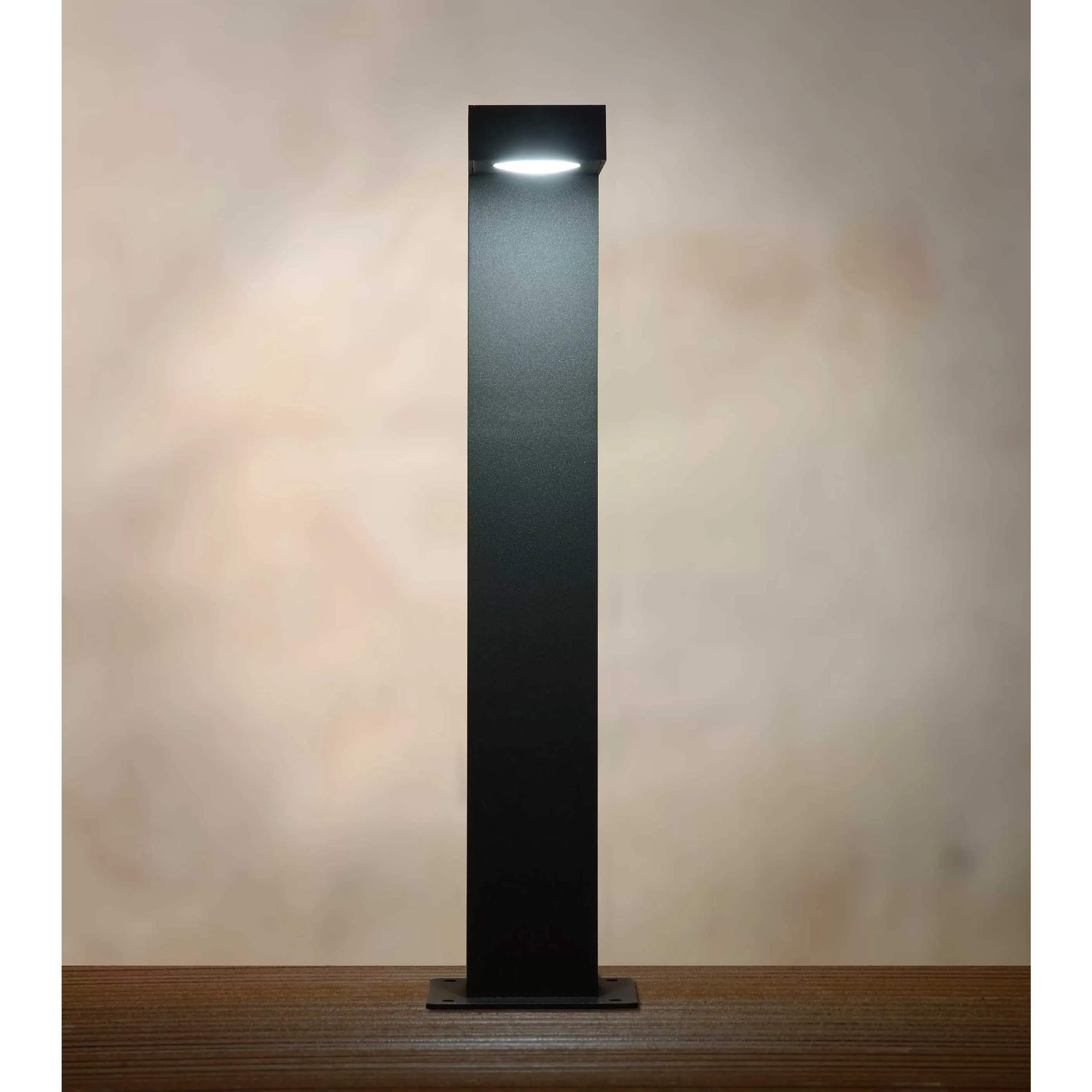 Lucide  Lampada da giardino a led con struttura in alluminio bassa dalle linee moderne Texas - 8W - 3000k Luce Calda