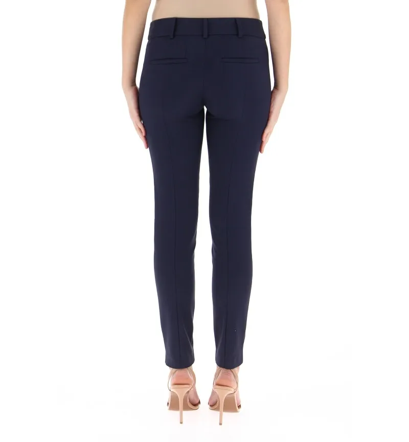 Pantalone a sigaretta