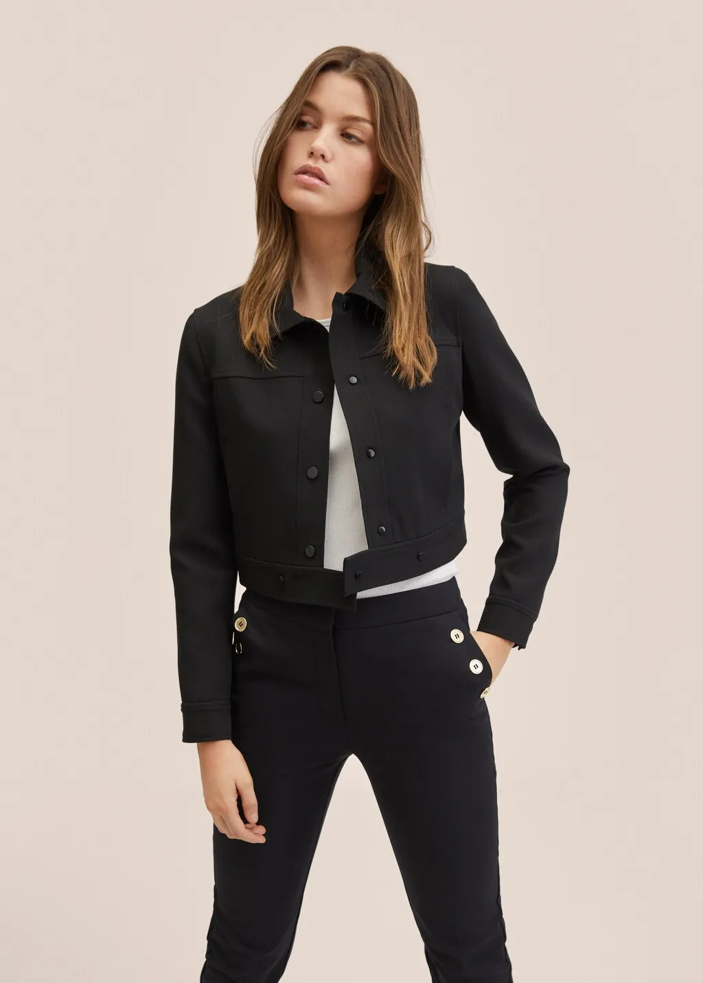 Pantaloni crop bottoni