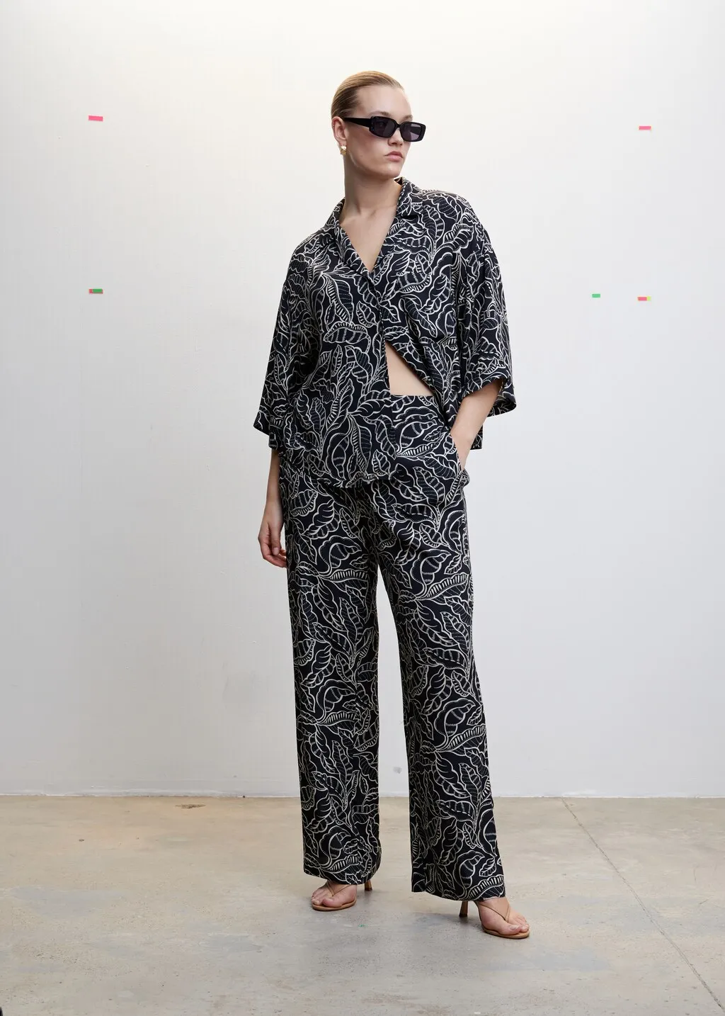 Pantaloni palazzo floreali