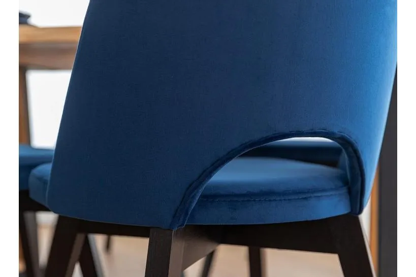 Poltroncina blu imbottita BRENO