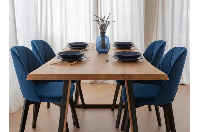 Poltroncina blu imbottita BRENO