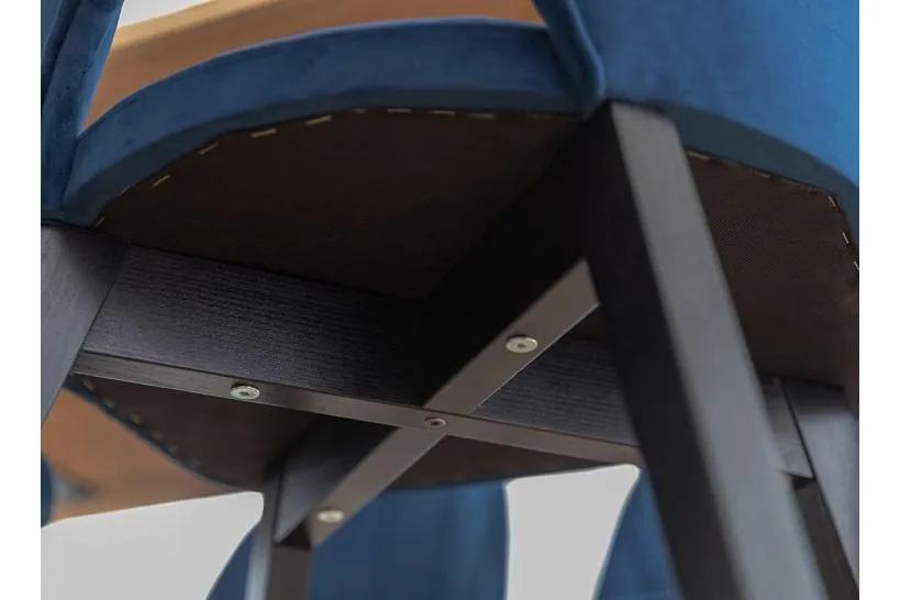 Poltroncina blu imbottita BRENO