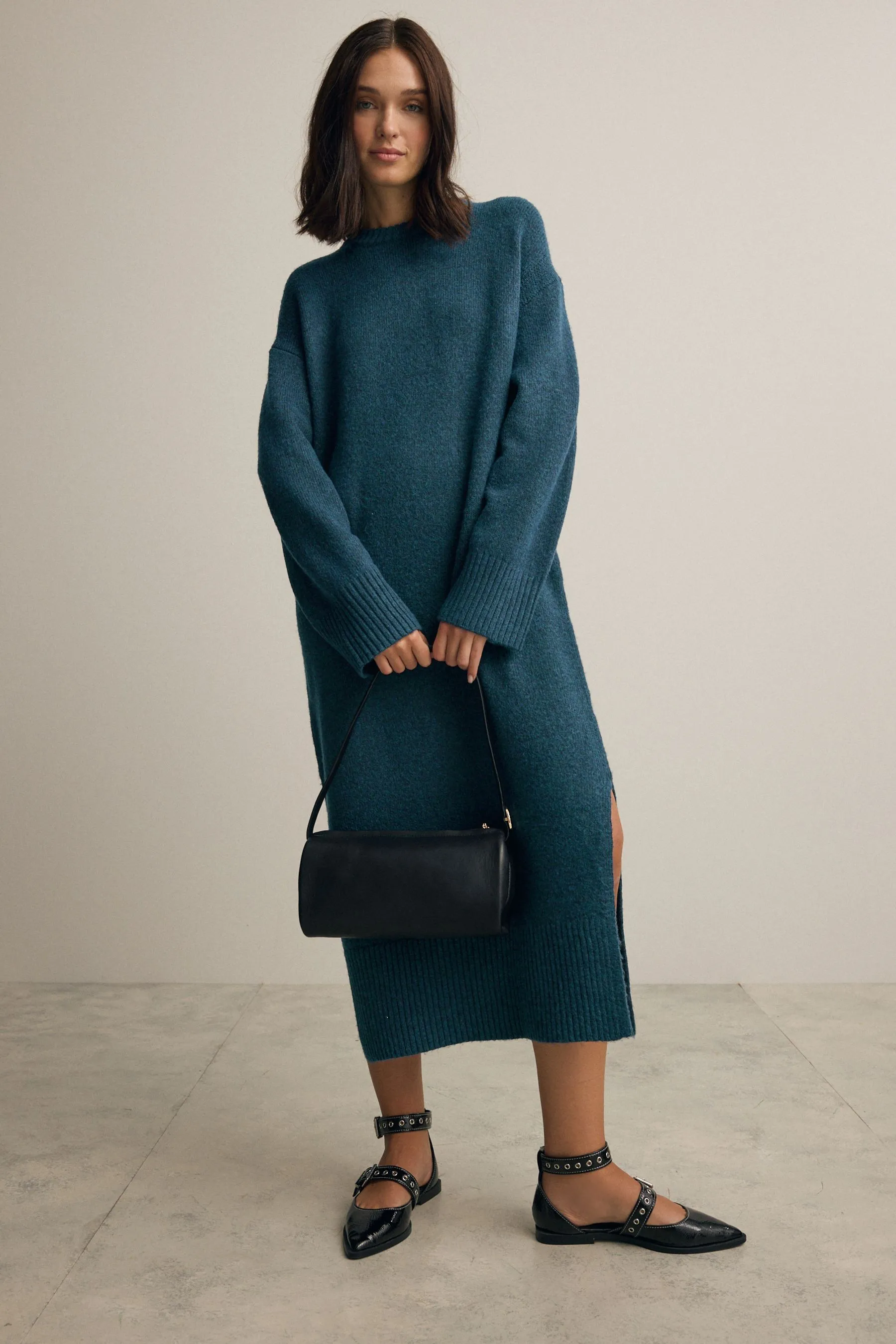 Relaxed Soft Touch Crew Neck Midi Knitted Jumper Dress    