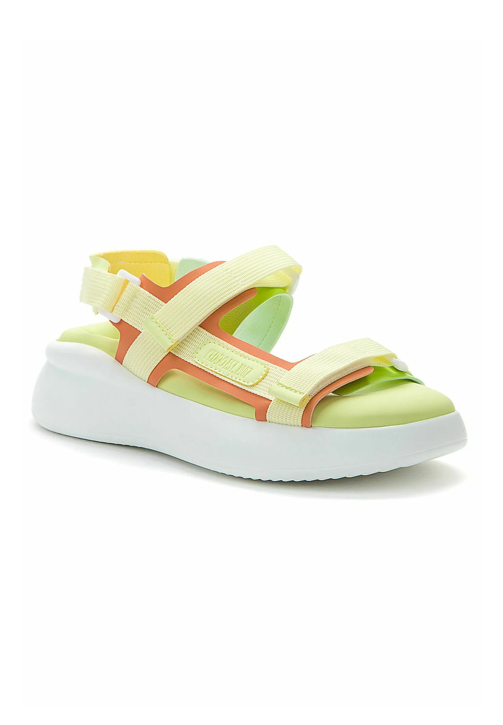 Sandali con plateau