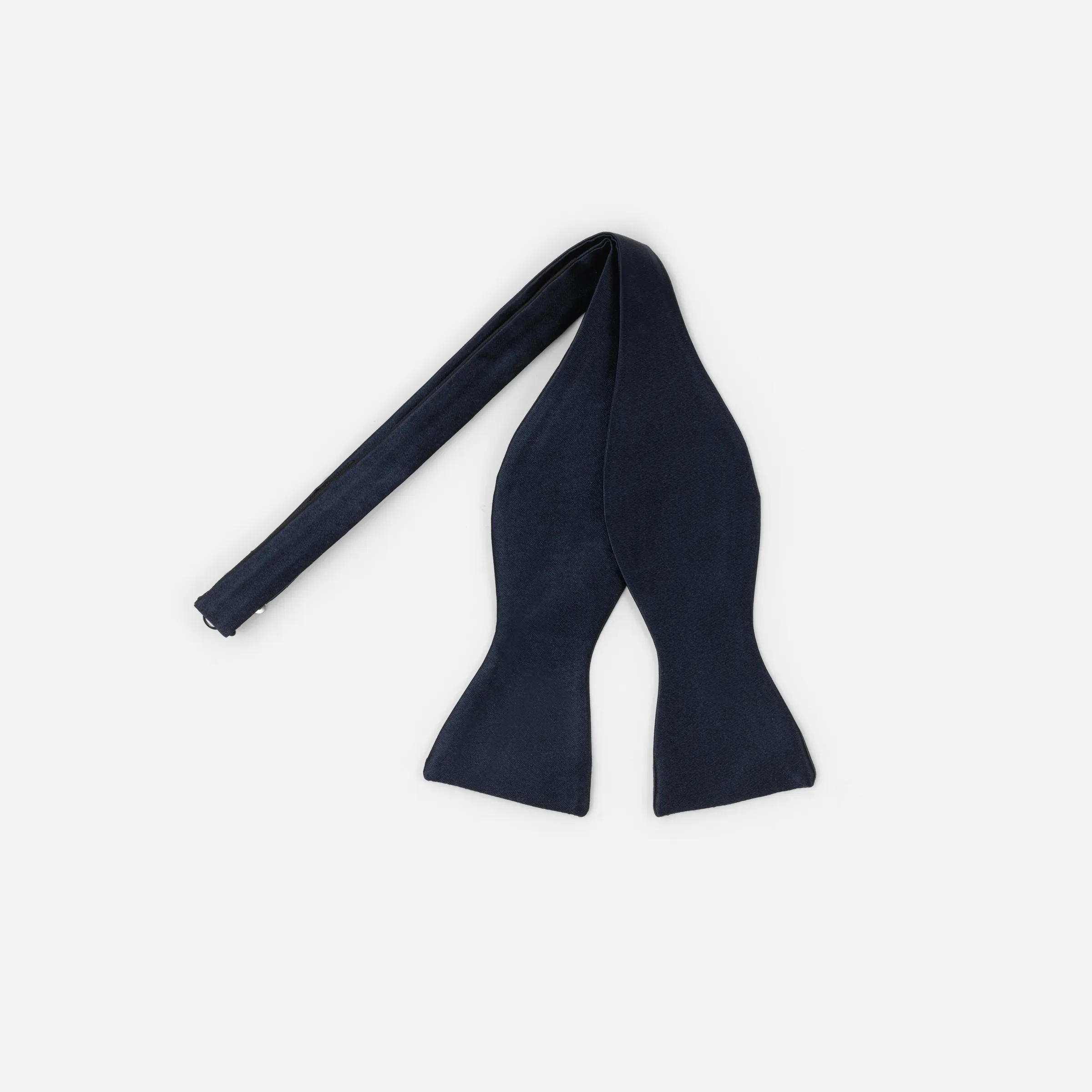 Silk bow tie