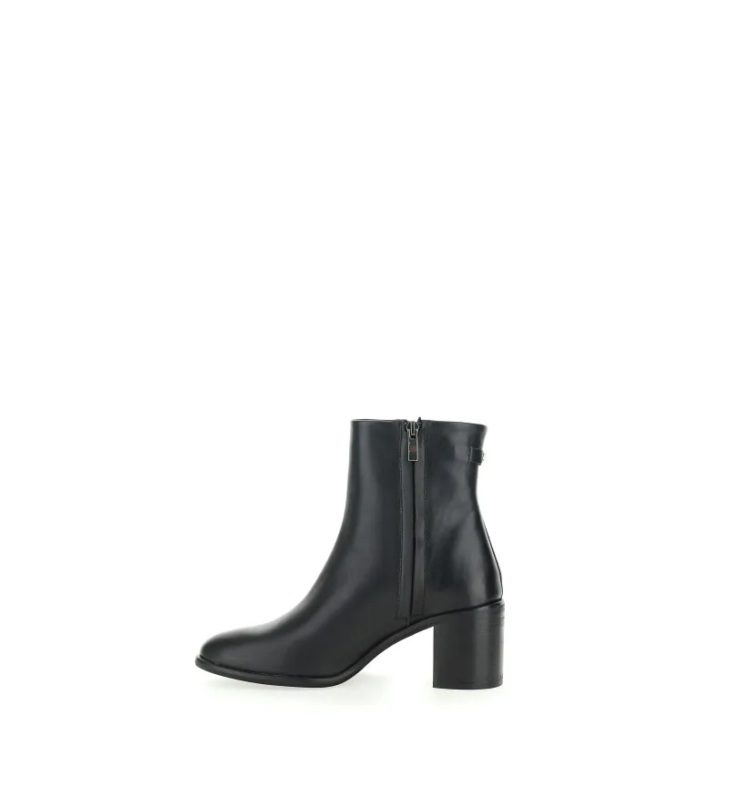 Stivaletto in pelle