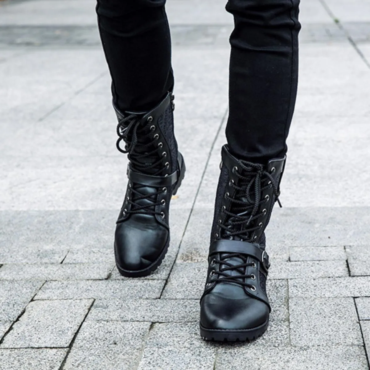 Stivali con plateau da uomo Stivali in pelle stringati alla moda stile britannico con fibbia per cintura a testa tonda Scarpe al
