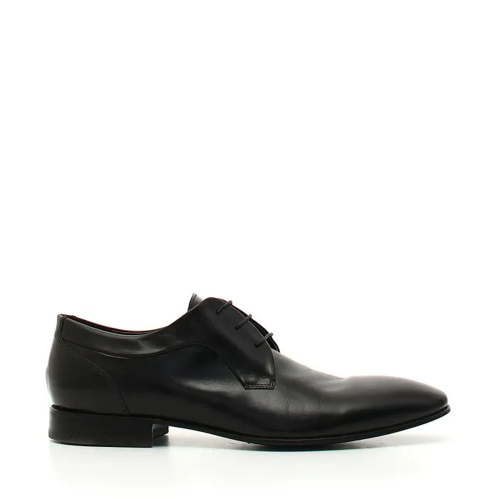 STRINGATE IN PELLE