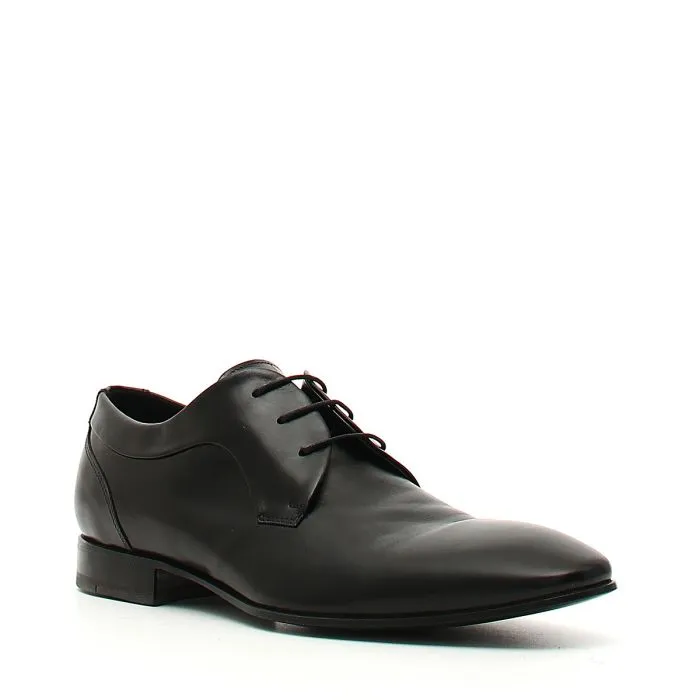 STRINGATE IN PELLE