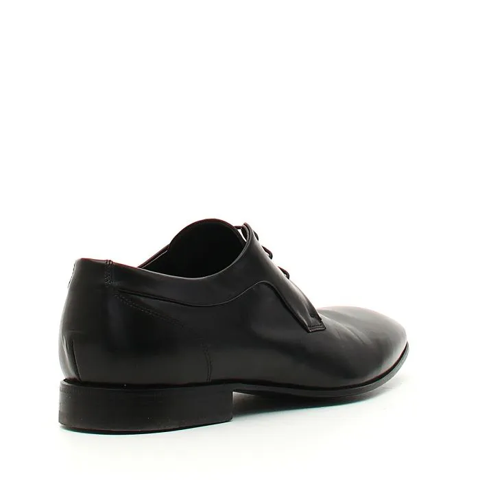 STRINGATE IN PELLE