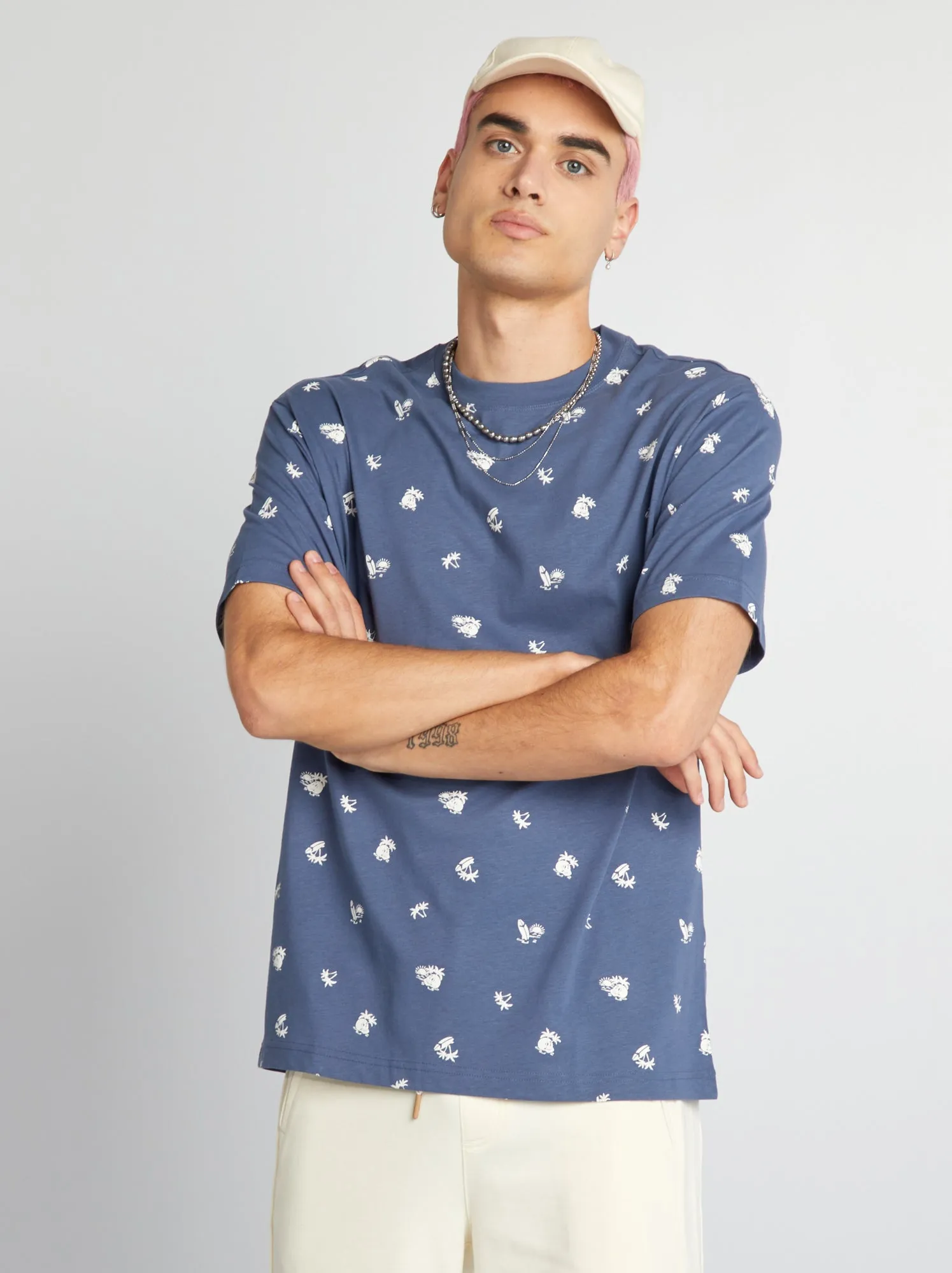 T-shirt scollo tondo con stampa - BLU