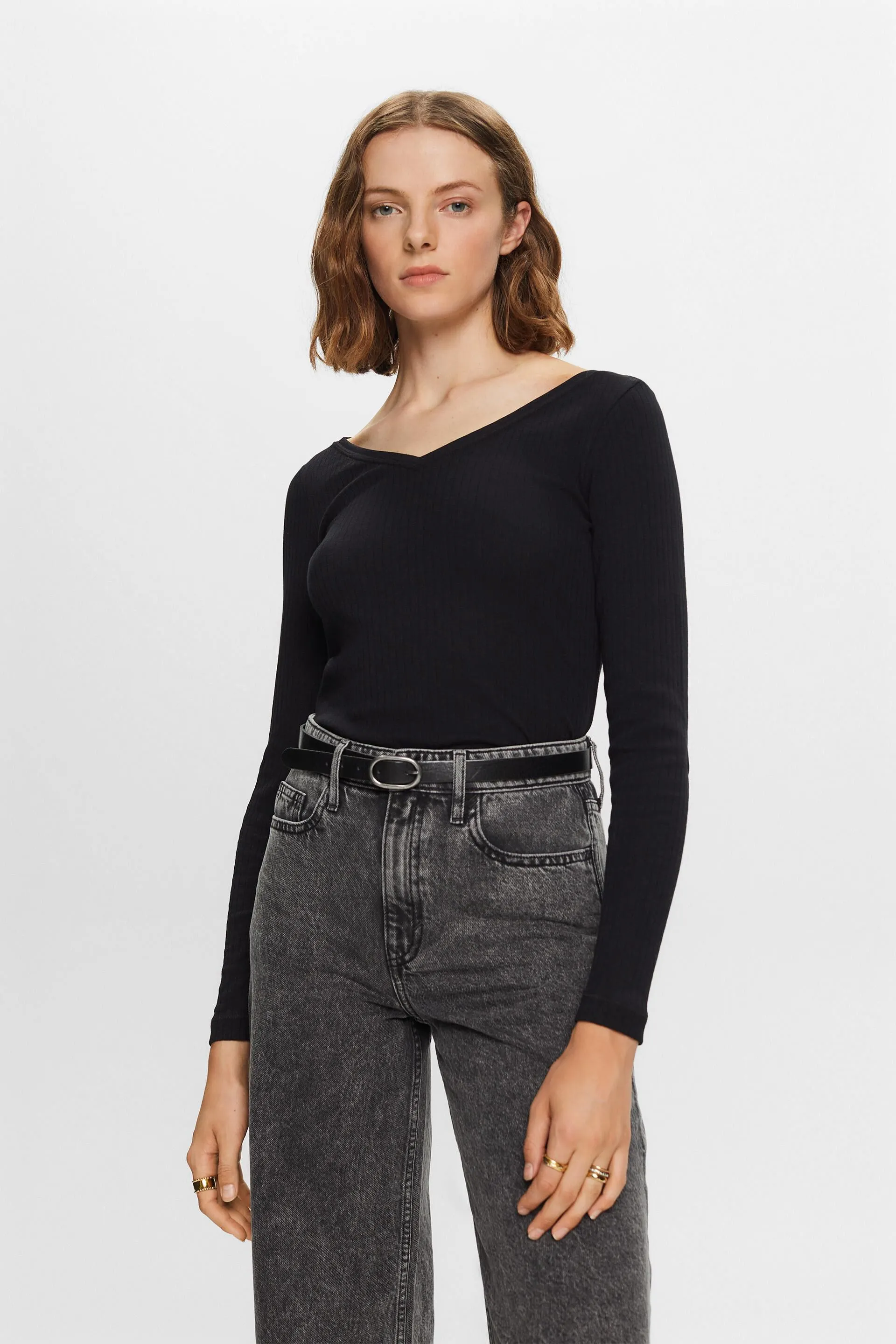 Top a pointelle con scollo a V