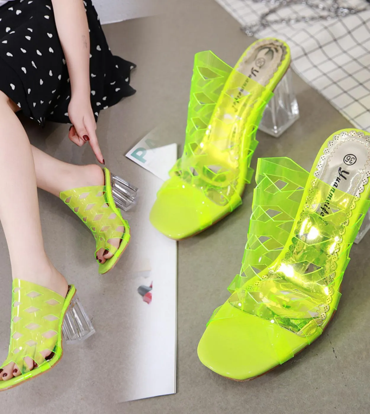 Women Party Slippers Glitter Shoes Women Slippers Square Heel Summer Shoes Fashion Thick Sole Slides Ladies Slippers  Wo